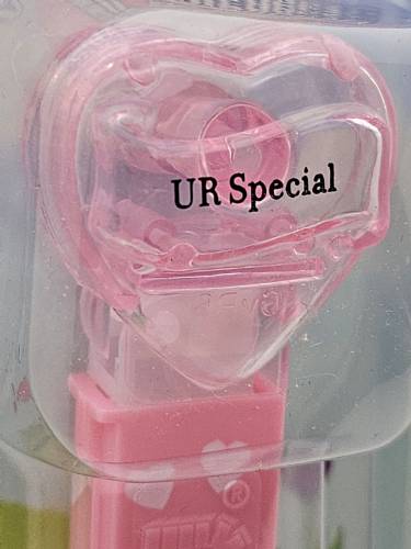 PEZ - Valentine - UR Special - Nonitalic Black on Crystal Pink