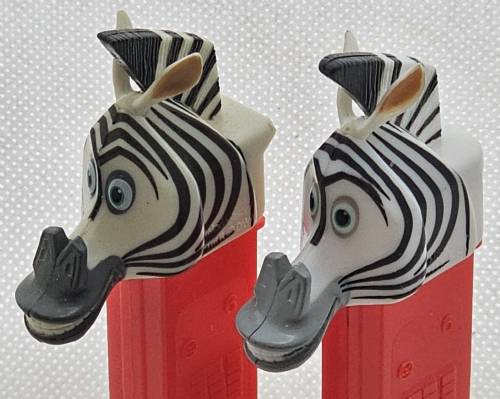PEZ - Madagascar - Marty - Small Pupils, Dark Grey Snout, painted ears