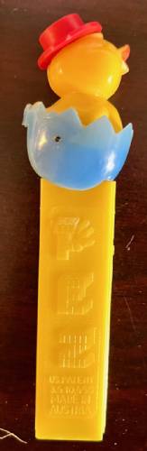 PEZ - Easter - Chick with Hat - Light Blue Eggshell - B