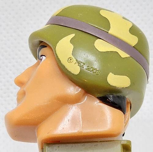 PEZ - Emergency Heroes - Greg the Guardsman