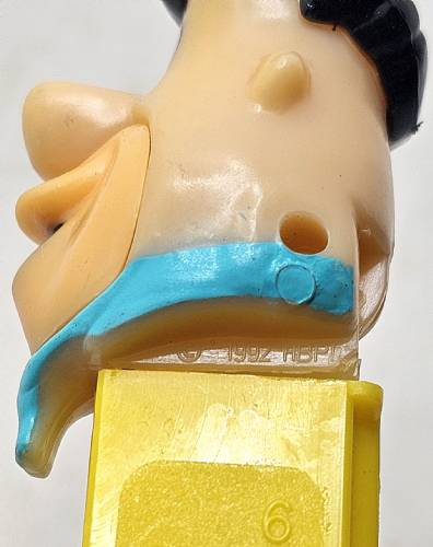 PEZ - Flintstones - Fred Flintstone - Yellow Face