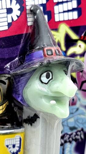 PEZ - Halloween - Halloween 2003 - Witch - E