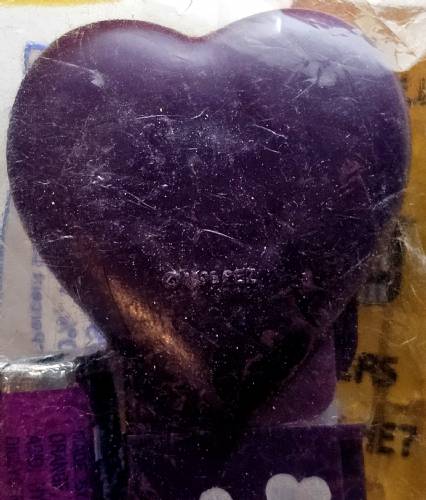 PEZ - Valentine - I Choose U - Italic White on Dark Purple