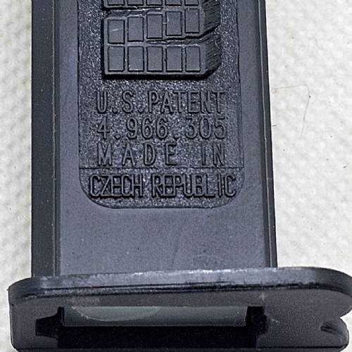 PEZ - Kooky Zoo - Panda - Thin Flat Ears - B