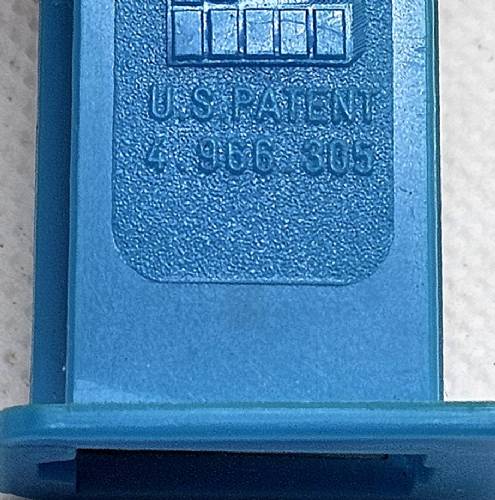 PEZ - Merry Music Makers - Penguin Whistle - Black Head, Short Beak