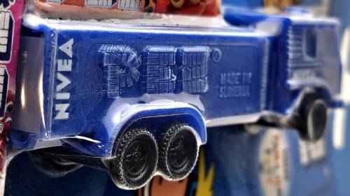 PEZ - Advertising Nivea - Nivea - Blue cab, blue trailer