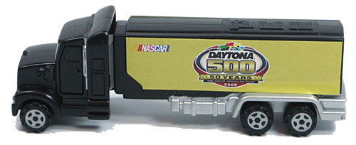 PEZ - Nascar - Haulers - Daytona 500