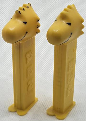 PEZ - Series A - Woodstock - Painted Feathers - A