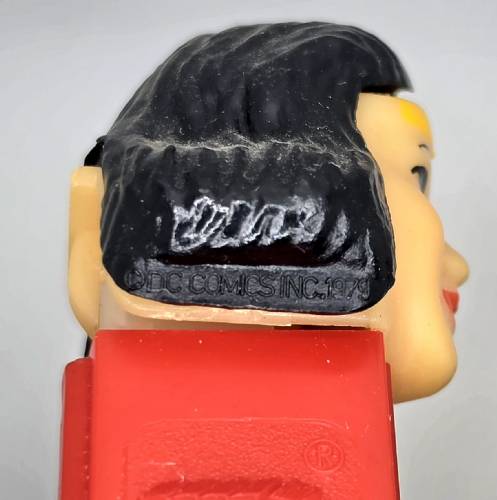 PEZ - Super Heroes - DC - Wonder Woman - Flush Star - A