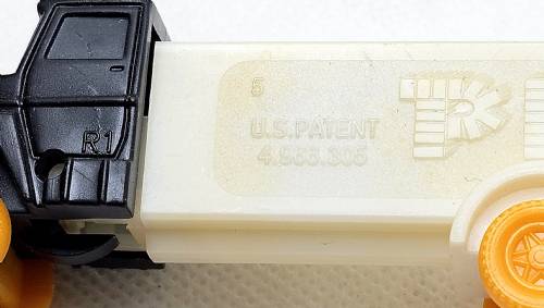 PEZ - Trucks - Misfits - Cab #R1 - Black Cab, Orange Wheels - B