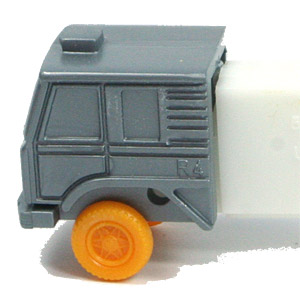 PEZ - Trucks - Misfits - Cab #R4 - Silver Cab, Orange Wheels - B