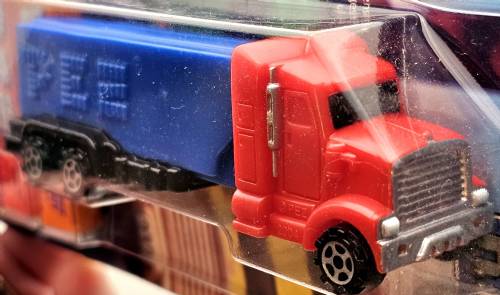 PEZ - Trucks - Series E - Truck - Red cab, blue trailer