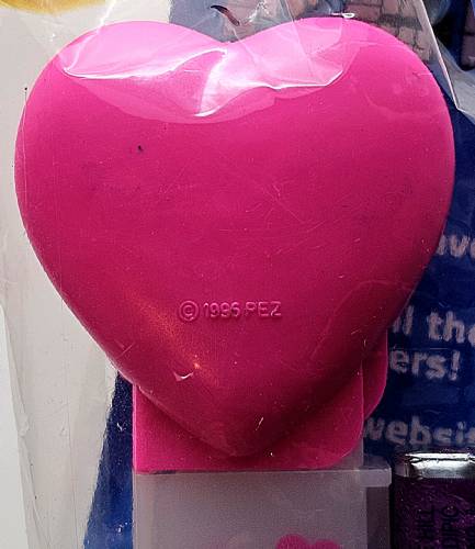 PEZ - Hearts - Valentine - Be Mine - Italic Black on Hot Pink