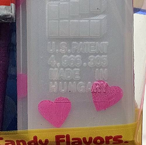 PEZ - Hearts - Valentine - Sweet - Italic Black on Hot Pink