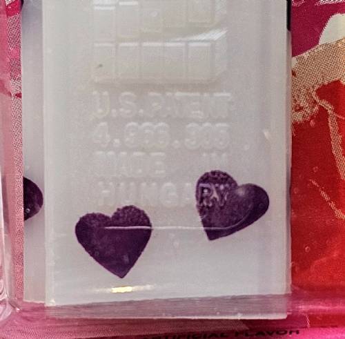 PEZ - Valentine - Sugar Sugar - Italic White on Dark Purple