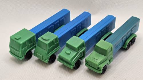 PEZ - Trucks - Series D - Cab #R1 - Green Cab - B