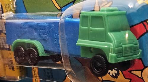 PEZ - Trucks - Series D - Cab #R3 - Green Cab - B