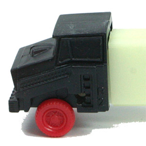PEZ - Trucks - Misfits - Cab #R2 - Black Cab, Red Wheels - B