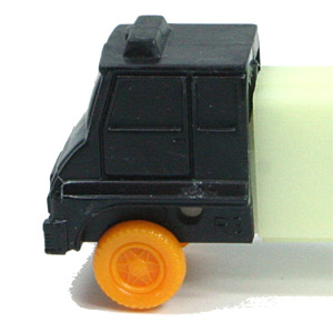 PEZ - Trucks - Misfits - Cab #R3 - Black Cab, Orange Wheels - B