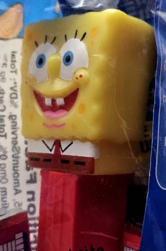 PEZ - SpongeBob SquarePants - SpongeBob in Shirt - yellow head, front shirt, dark cheesy spots - A