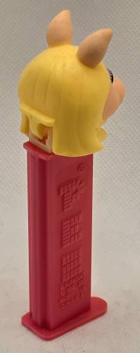 PEZ - Animated Movies and Series - Muppets - 2012 - Miss Piggy - C