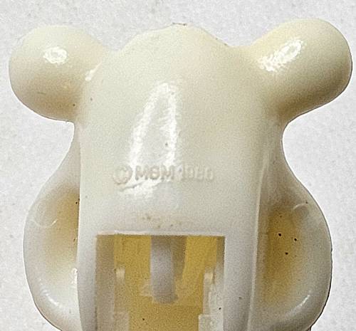 © Bryan Whalen PEZ - PEZ Miscellaneous - Icee Bear - Ivory Head, White Face, No Mark, Smooth Eyes