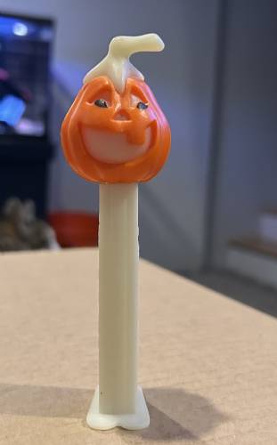 PEZ - Convention - Great Lakes - 2012 - Pumpkin - D