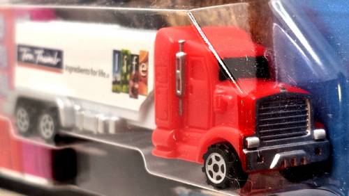 PEZ - Advertising Safeway - Truck - Red cab, white truck - Tom Thumb