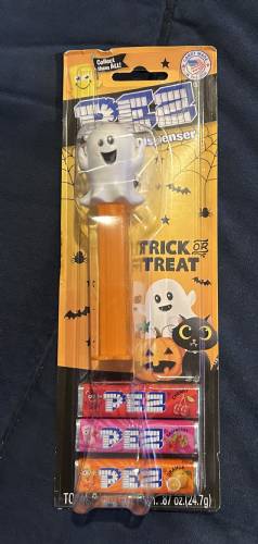 PEZ - Halloween - Friendly ghost - without pupils
