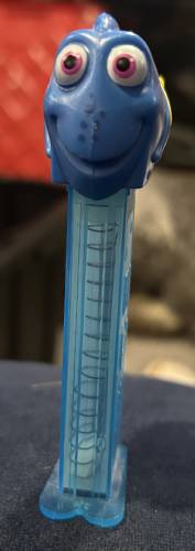 PEZ - Finding Nemo / Dory - Finding Dory - Dory - dark spots on nose