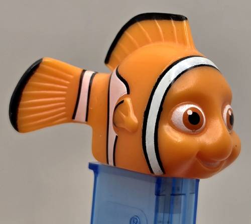© Bryan Whalen PEZ - Finding Nemo / Dory - Finding Nemo - Nemo - thicker line head fin - B