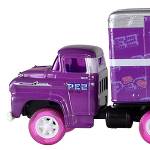 PEZ - 1958 Chevrolet Spartan LCF Chase 