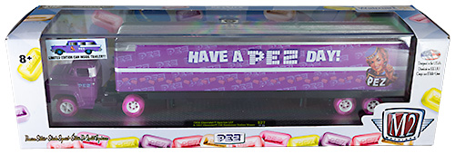 PEZ - M2 Machines - Serie 2 - 1958 Chevrolet Spartan LCF - Chase
