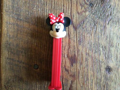 PEZ - Stylish Mickey - Minnie Mouse - red bow white dots - D