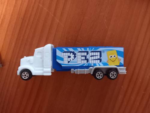 PEZ - Trucks - Mascot Trucks - Candy Mascot