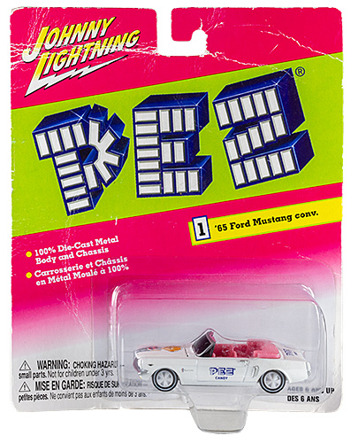 PEZ - Johnny Lightning - Release 3 - White Lightning - '65 Ford Mustang Convertible