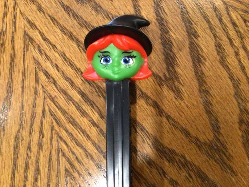 PEZ - Halloween - Witch - Green Face - H